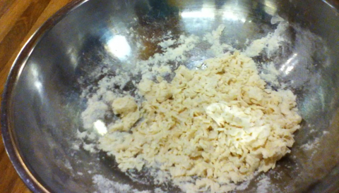 LakamiÌin still 15: Mixed flour and water in bowl ready for pan